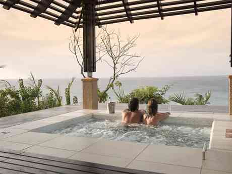 Luxury Cape Town & Bazaruto Spa Experience